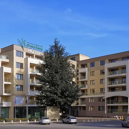 Near Sea Apartament St Elena